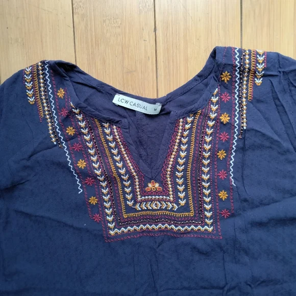 LC Waikiki Casual Embroidered Navy Boho Slit 3/4 Sleeves Blouse Women's Size M - Picture 3 of 15